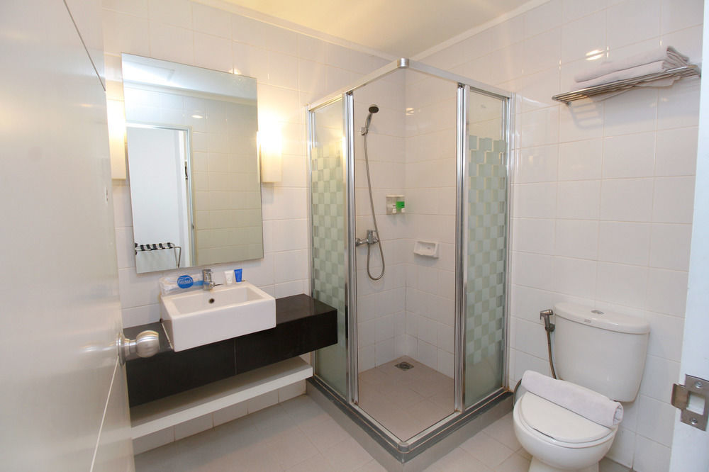 Airy Glodok Pinangsia Raya Jakarta Hotel Kültér fotó