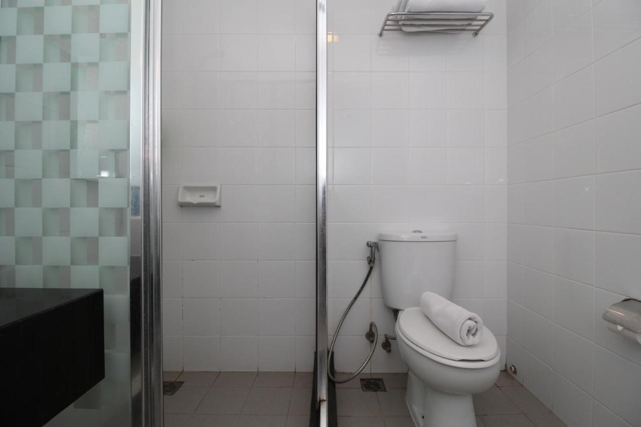 Airy Glodok Pinangsia Raya Jakarta Hotel Kültér fotó