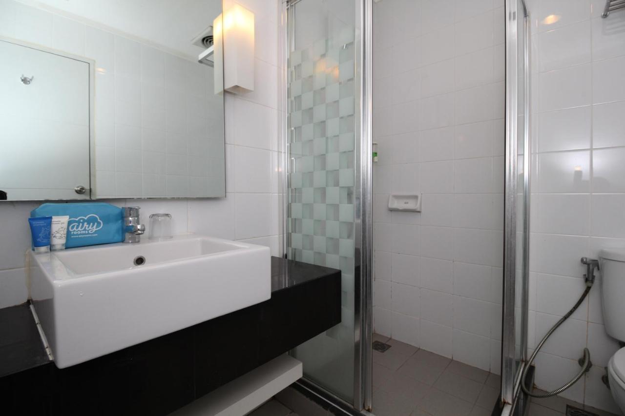 Airy Glodok Pinangsia Raya Jakarta Hotel Kültér fotó